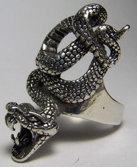 LARGE POISONOUS SNAKE W FANGS DELUXE BIKER RING (Sold by the piece) *