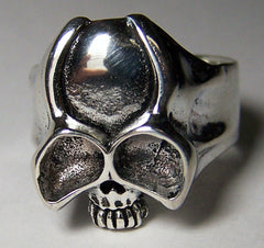 LARGE EYES HORNED SKULL HEAD BIKER RING (Sold by the piece) * *- CLOSEOUT AS LOW AS $ 2.95 EA