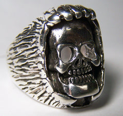 HAND OVER SMILING SKULL HEAD BIKER RING (Sold by the piece) *