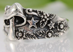MUSHROOM FLOWERS AND STARS METAL BIKER RING ( sold by the piece)