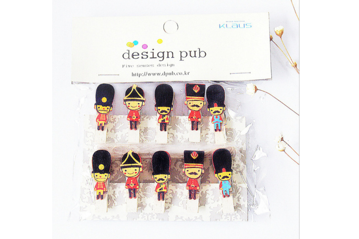 Soldier Theme Wooden Clip with Twine