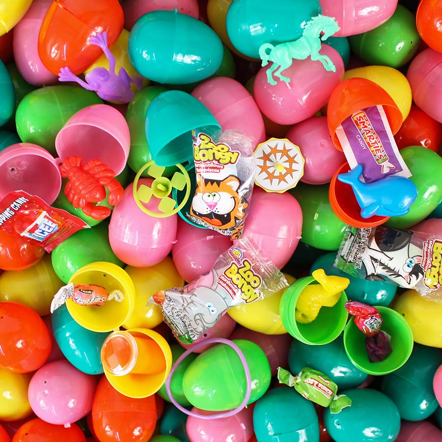 Last Year's Combo 1 Candy & 1 Toy Filled Easter Eggs 2-1/3" (500 PACK) (Final Sale)