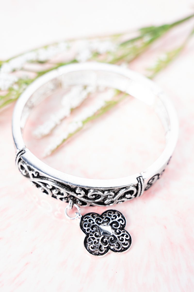 SALE! Isabella Quatrefoil Charm Silvertone Scroll Stretch Bracelet